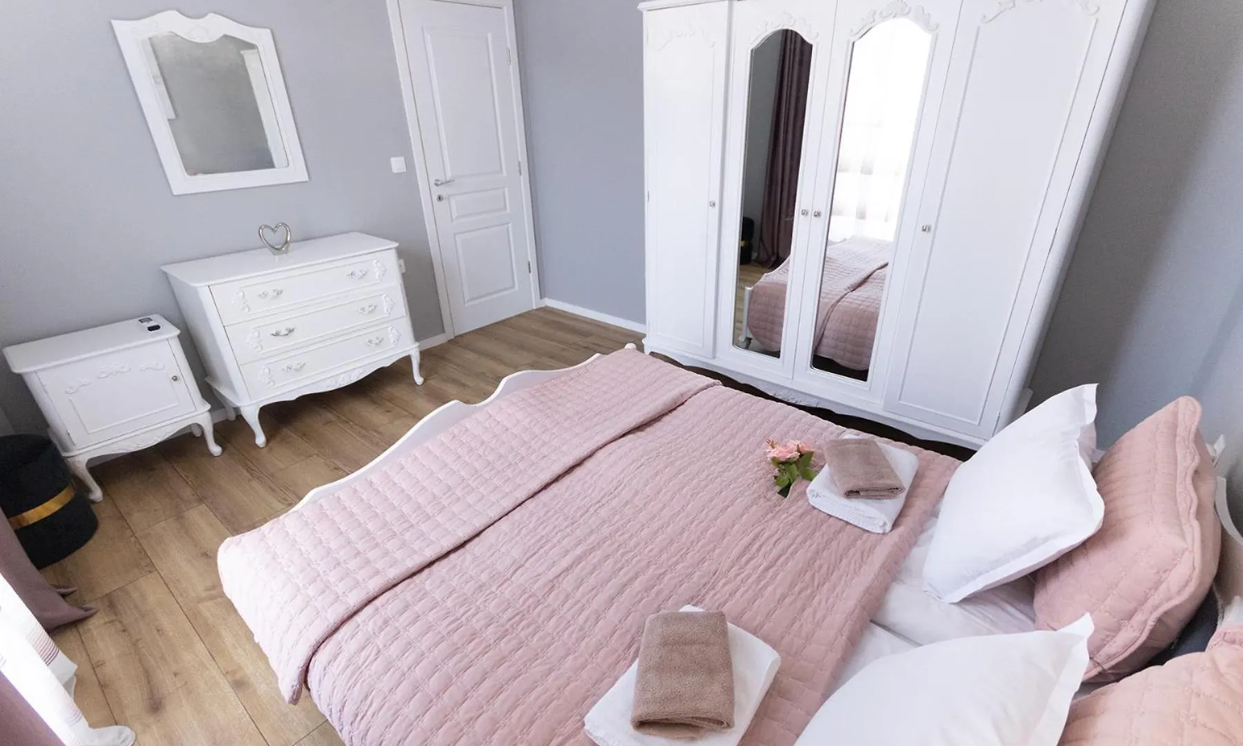 Mg Just Enjoy By Rv Apartments - Free Parking & 9 Min To The Beach Warna
